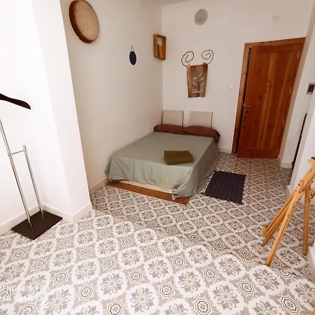 Dhara House Malta Bed & Breakfast