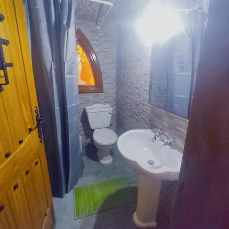 Dhara House Malta Bed & Breakfast