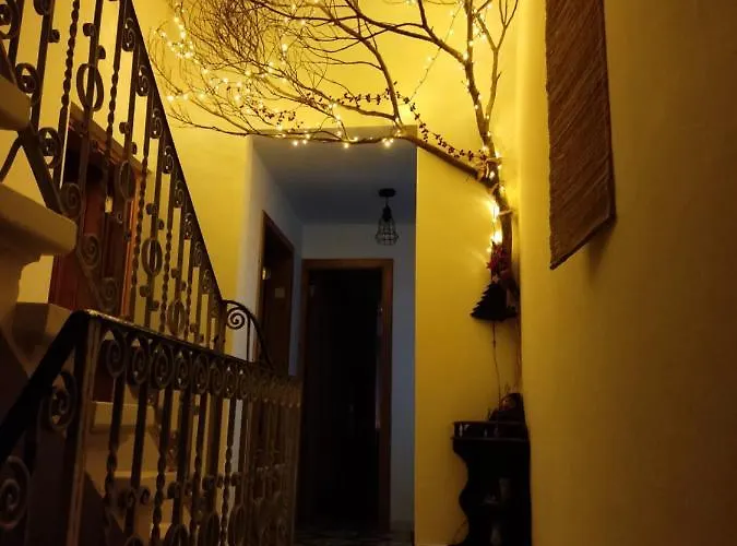 Dhara House Malta * Paola